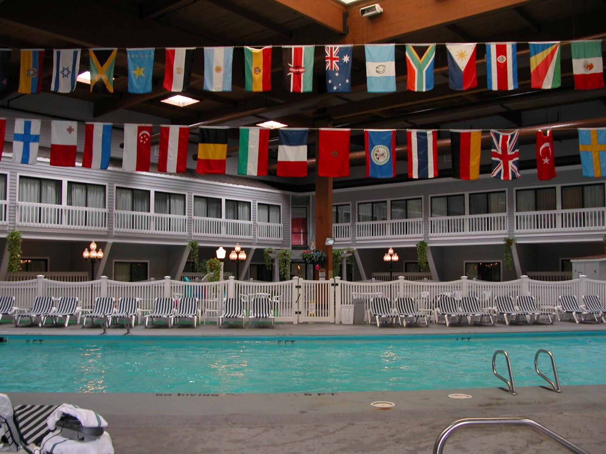 The Cove At Yarmouth Hotel West Yarmouth Exterior photo