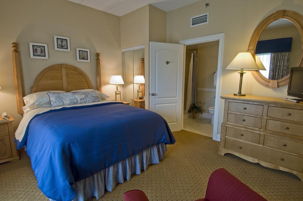 The Cove At Yarmouth Hotel West Yarmouth Room photo