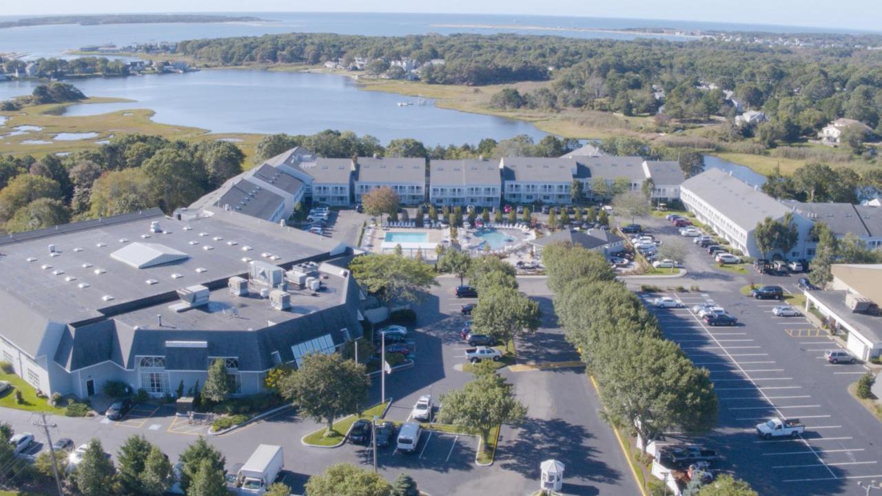 The Cove At Yarmouth Hotel West Yarmouth Exterior photo